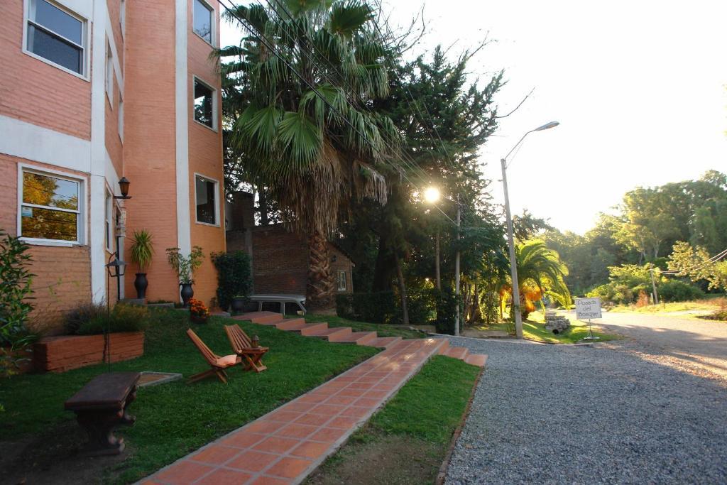 Posada Del Bosque Colonia del Sacramento Buitenkant foto